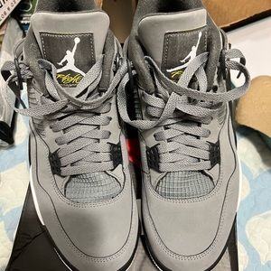 Jordan 4 Cool Grey